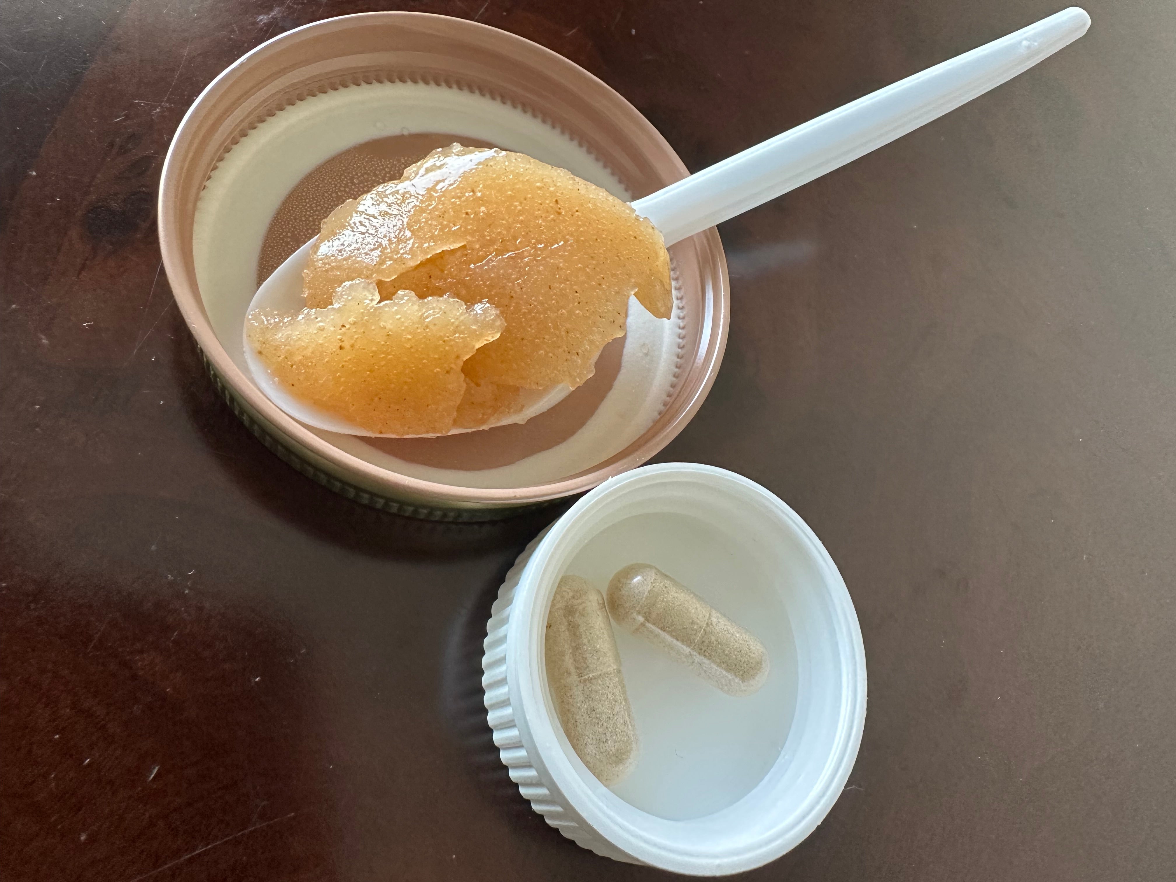 Sea Moss Gel vs Multivitamins: Comparing Natural and Synthetic Supplements